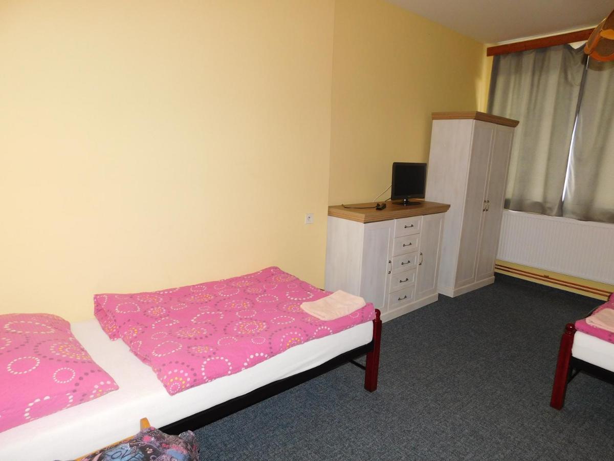 Pension U Mojmíra Rokytnice nad Jizerou Exterior foto